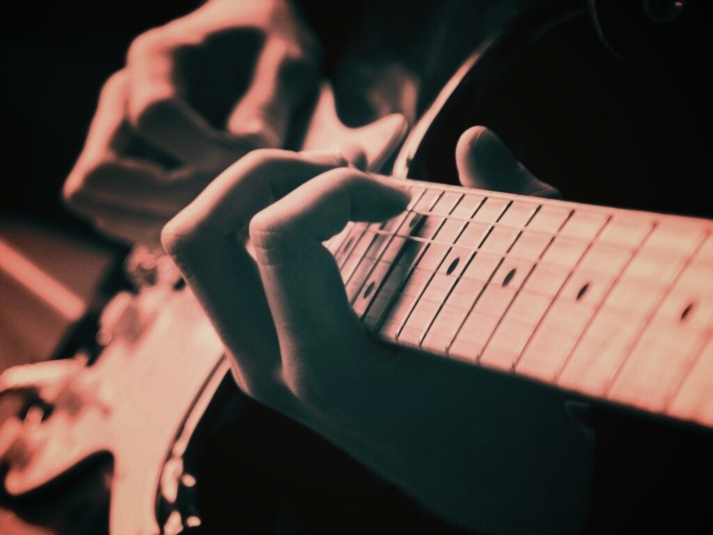 Игра на гитаре обои