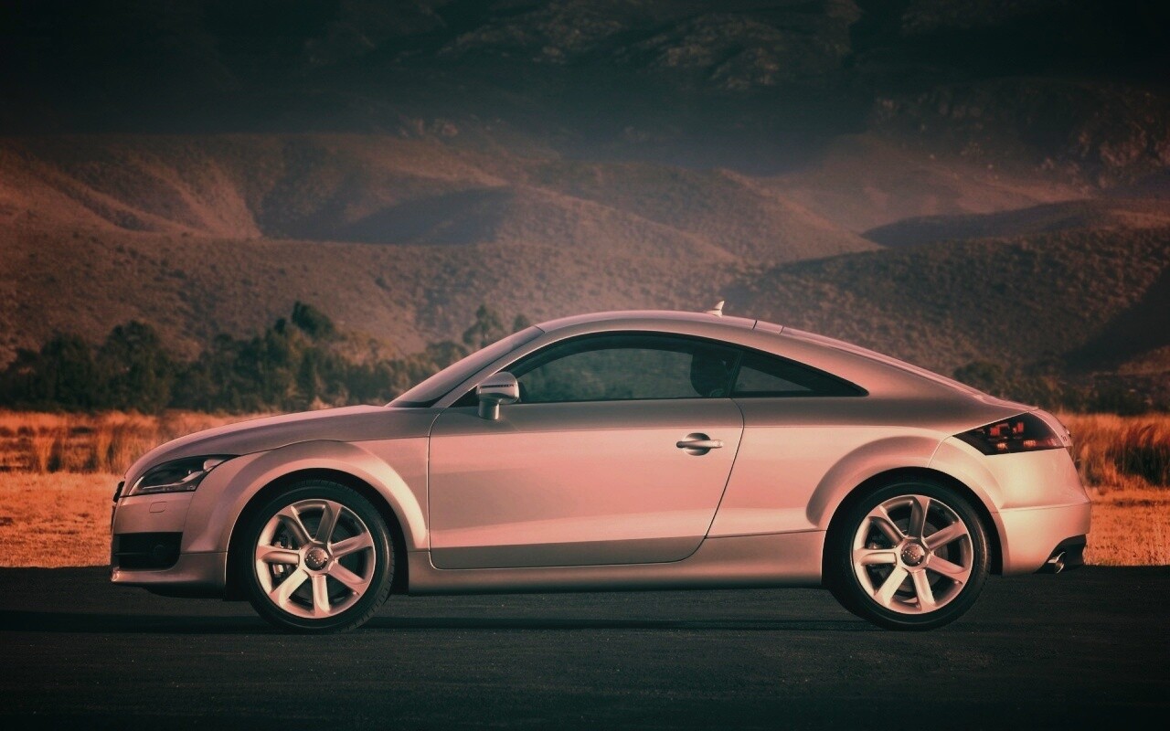 Трехдверный ауди обои