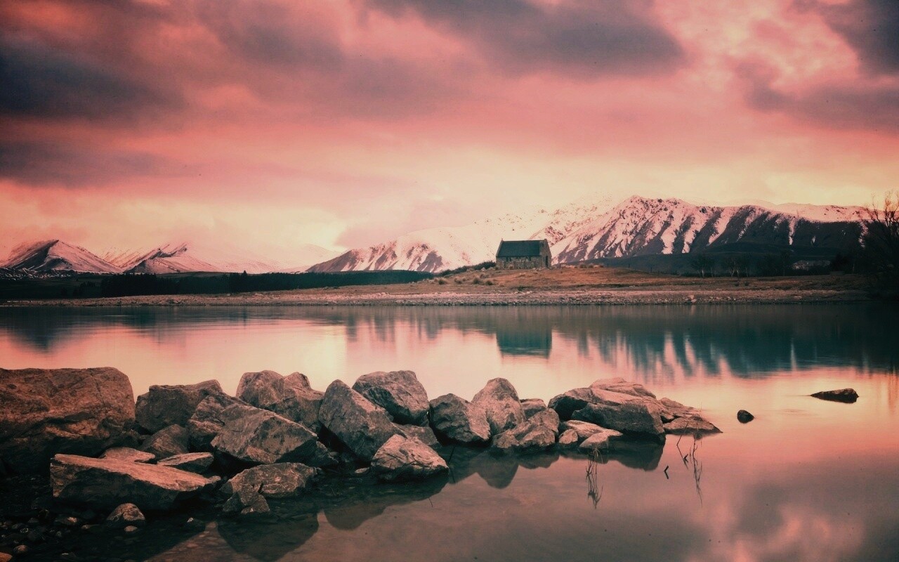 Домик на озере обои