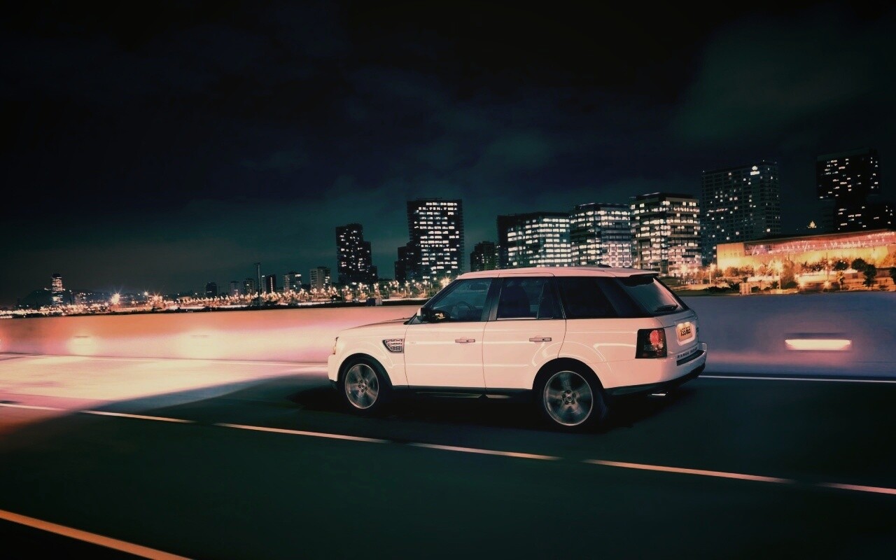 Белый Лэнд Ровер обои