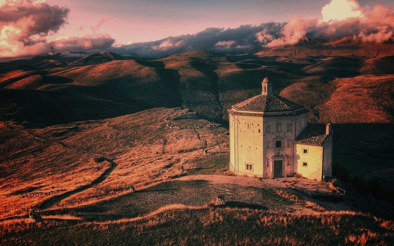 Церковь в Италии обои