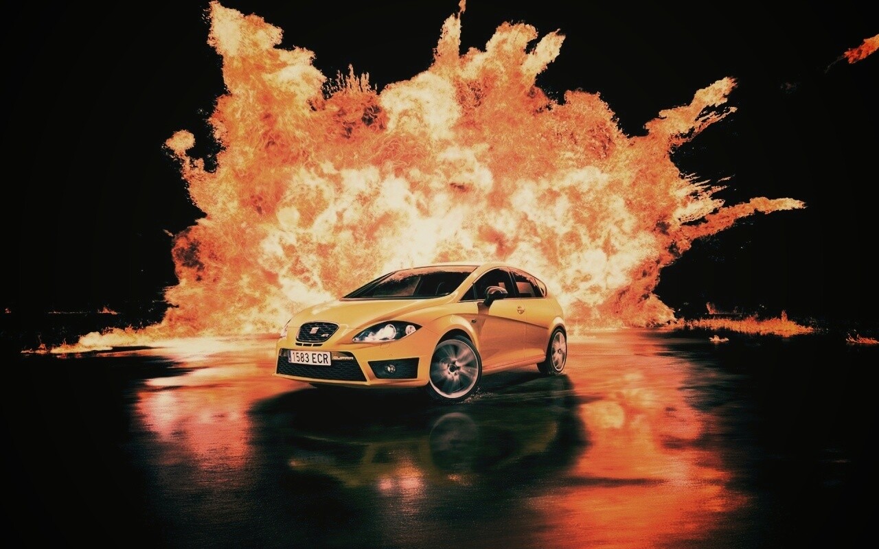 Желтый Леон на фоне взрыва обои