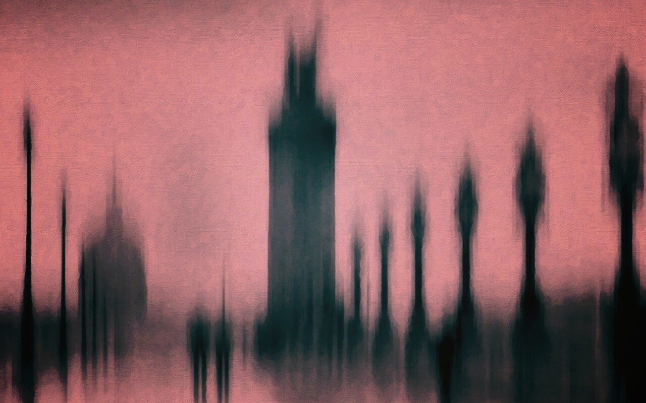 Размытый вид с моста обои