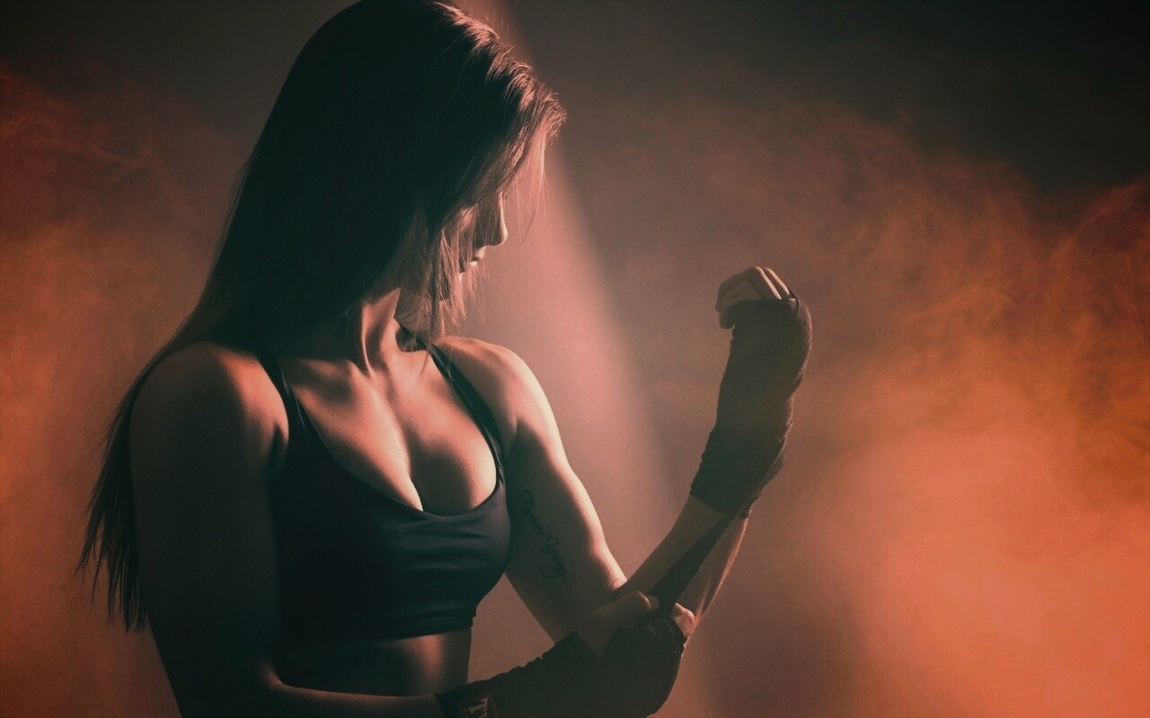 Спортивная девушка обои