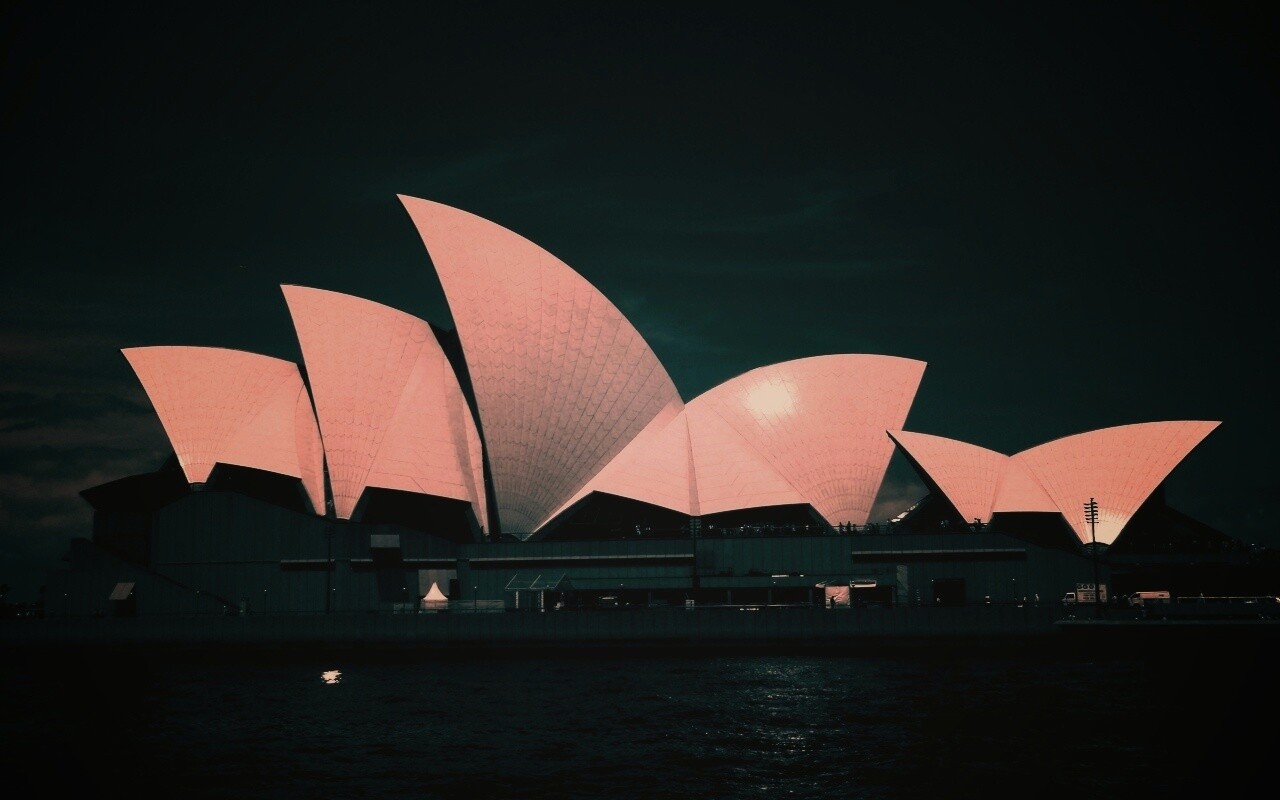 Здание оперного театра в Сиднее обои