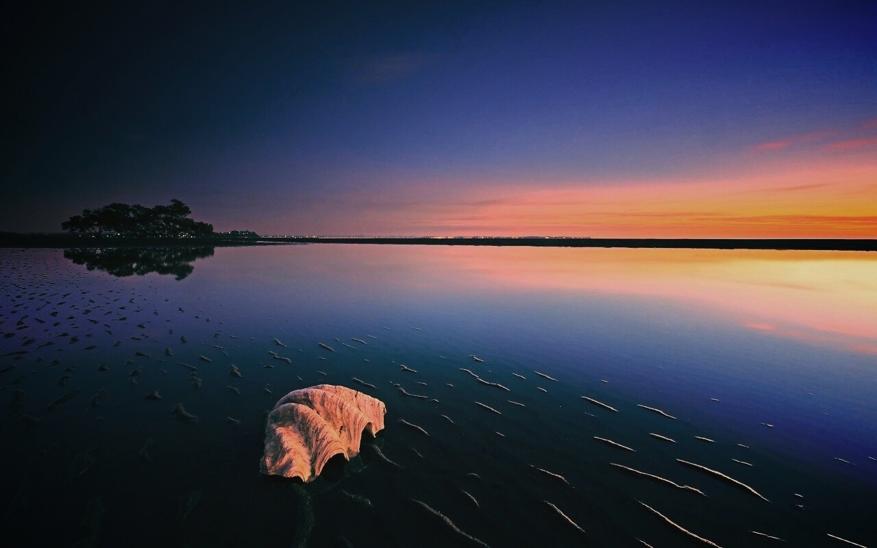 Закат на берегу моря обои