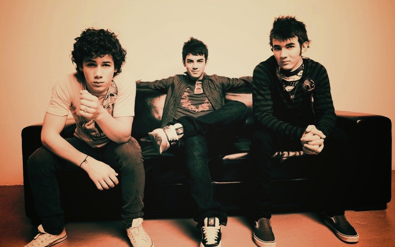 Группа Джонас Бразерс обои