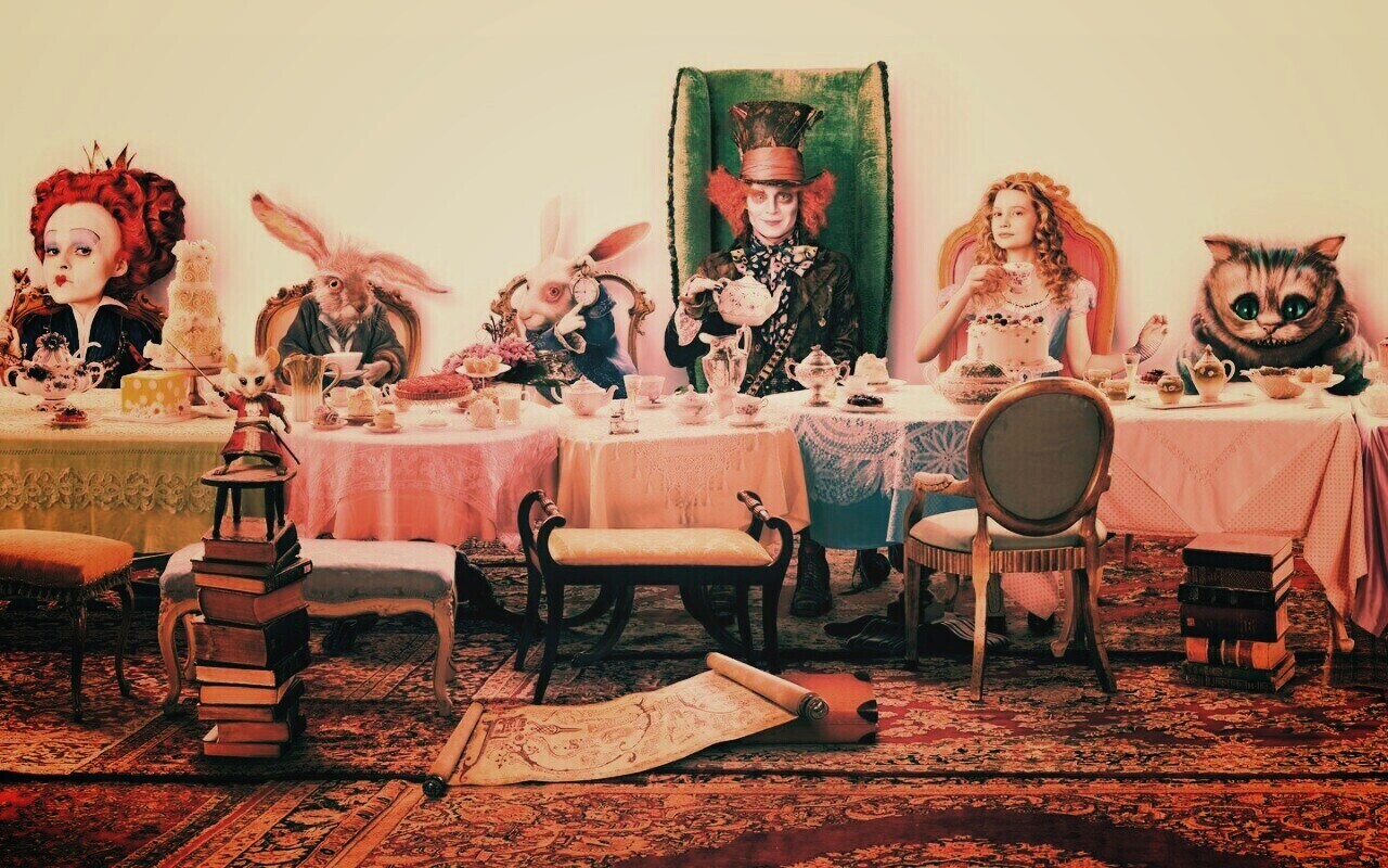 Чай в стране чудес обои