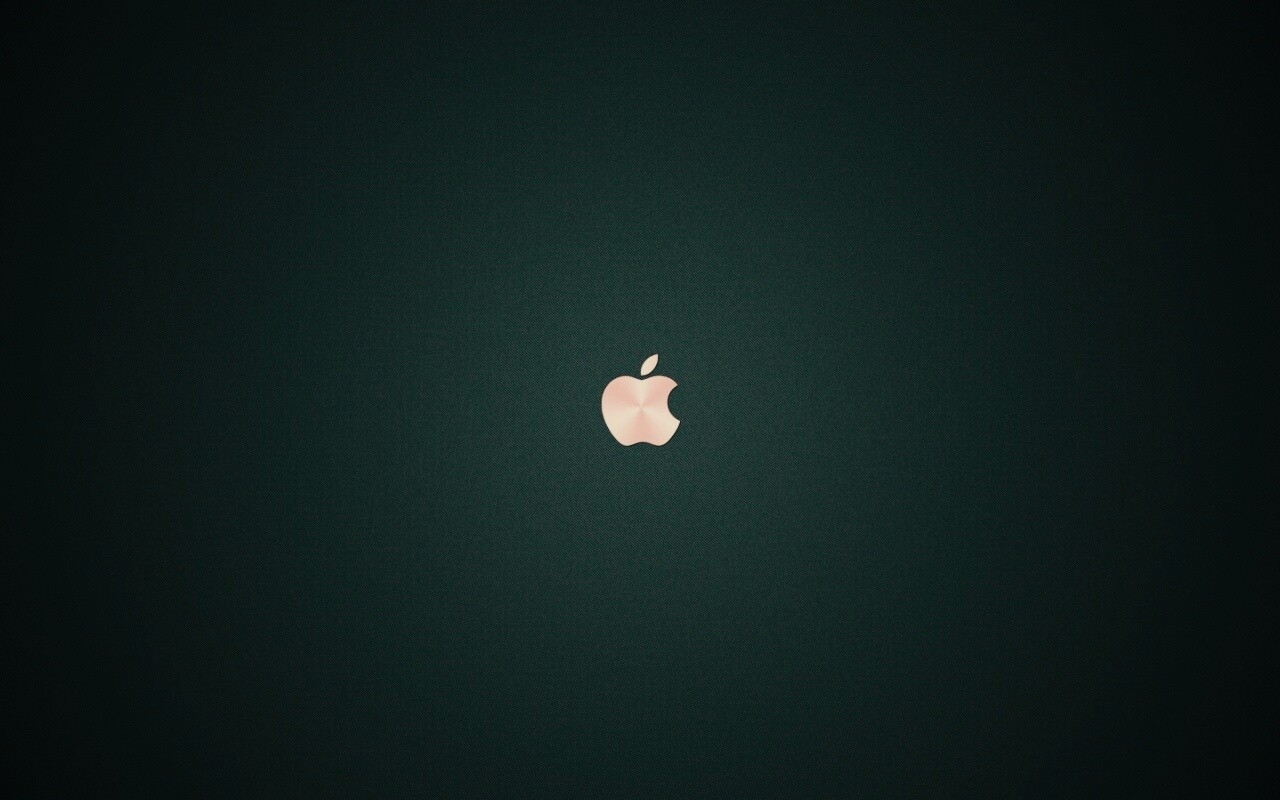 Темный фон - светлое яблоко обои