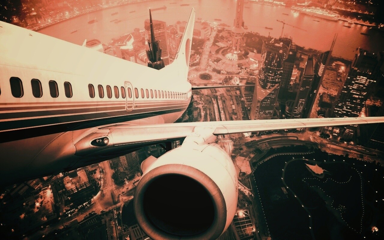 Взлет над городом обои