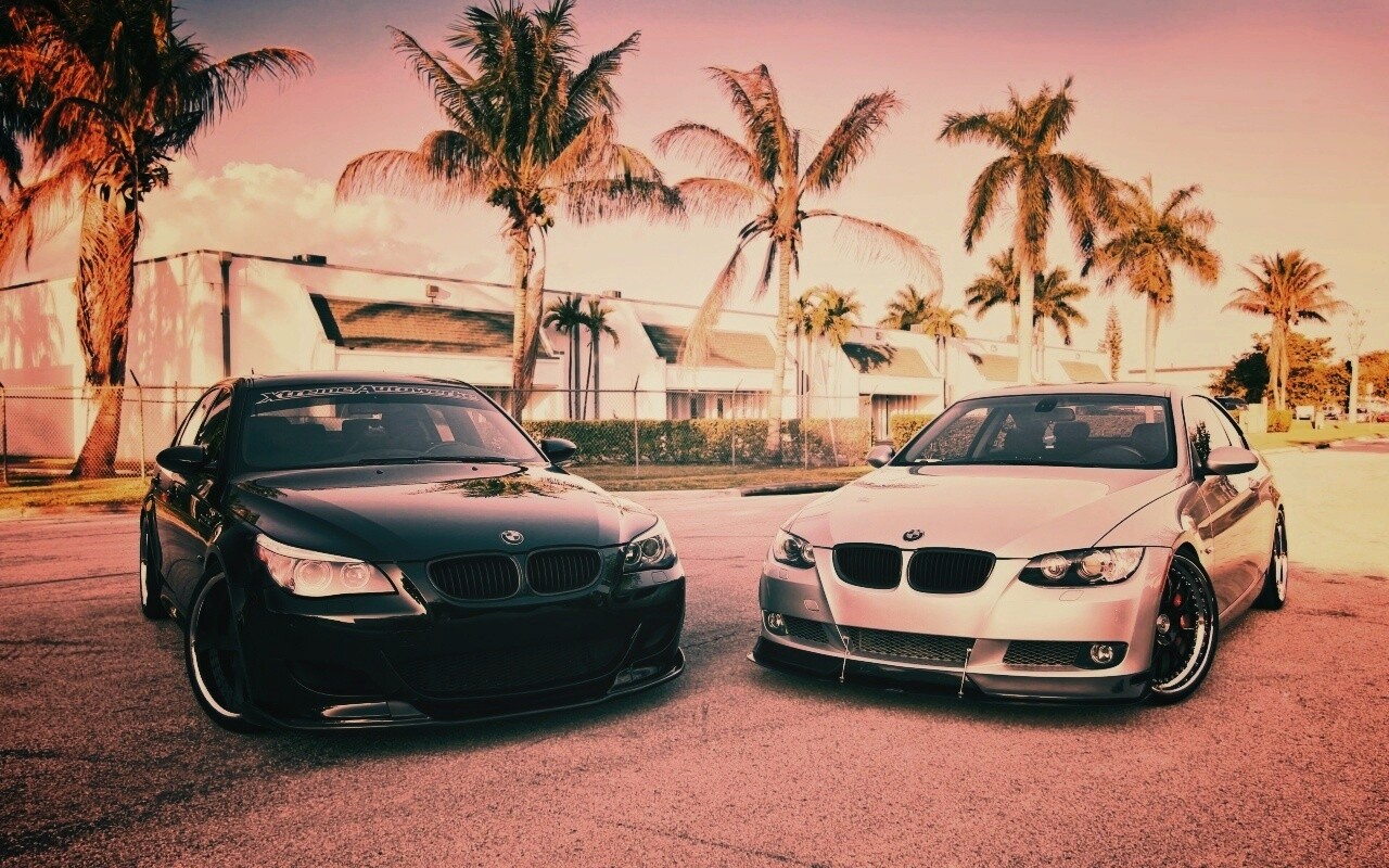 Чёрный и серебристый BMW обои