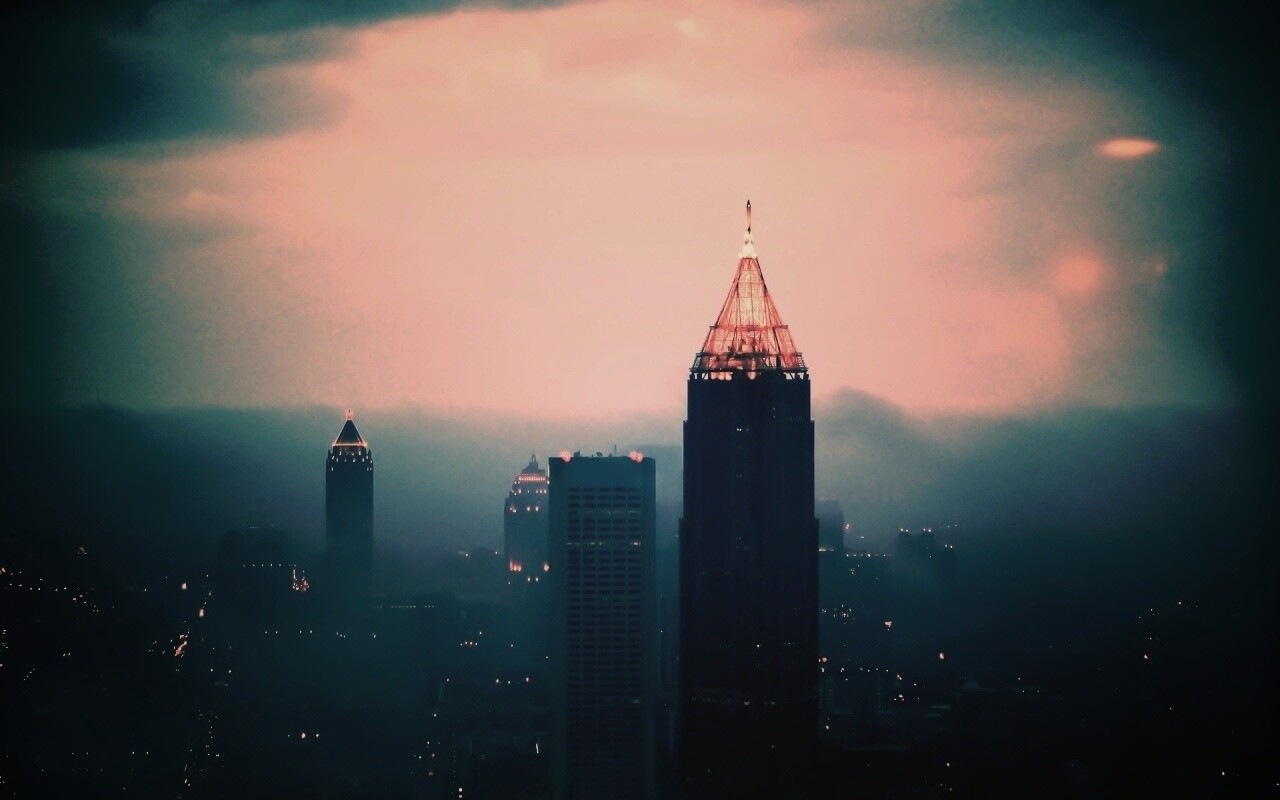 Небоскребы в тумане обои