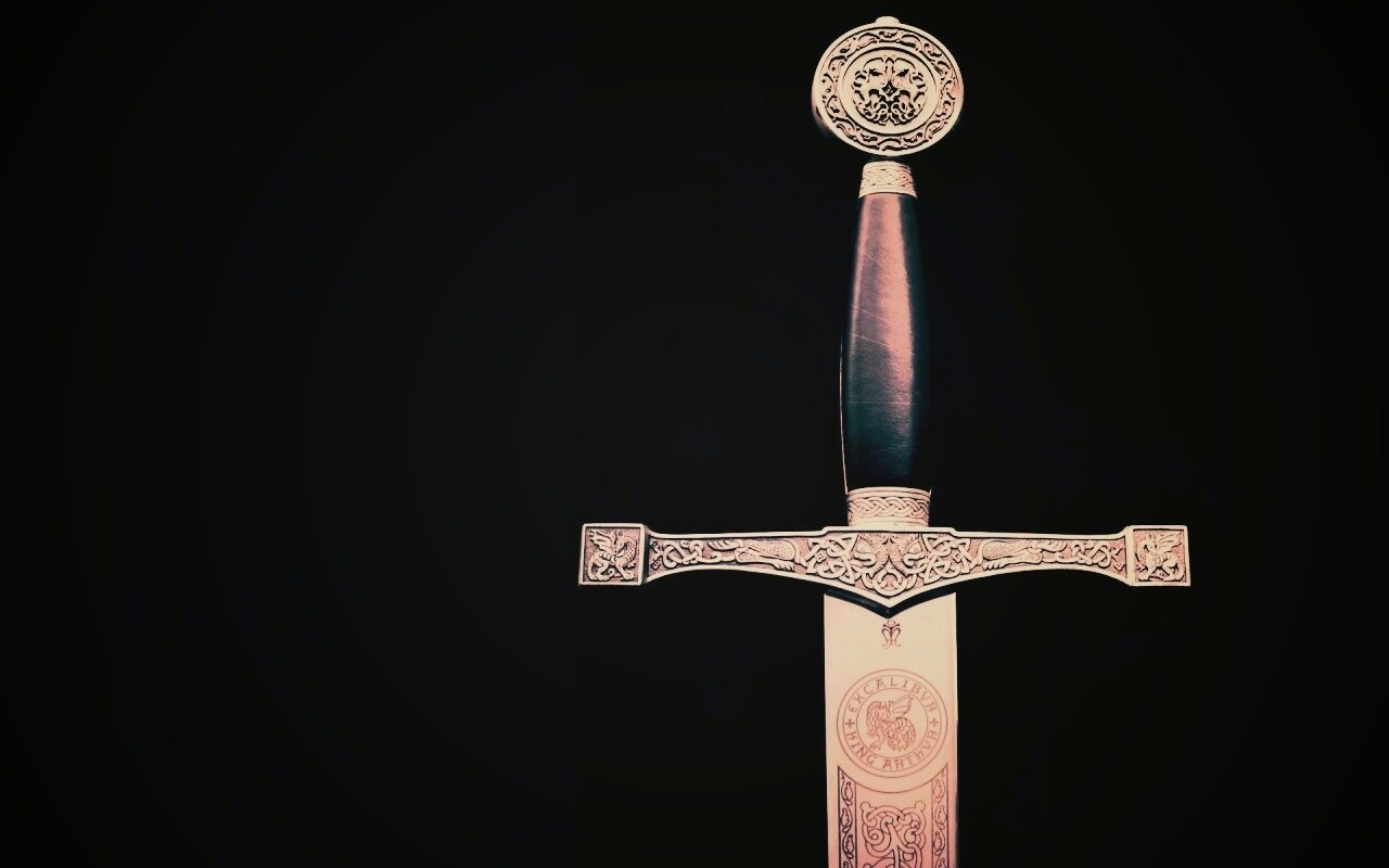 Гарда и эфес средневекового меча обои