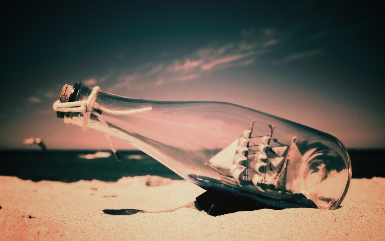 Парусник в бутылке обои