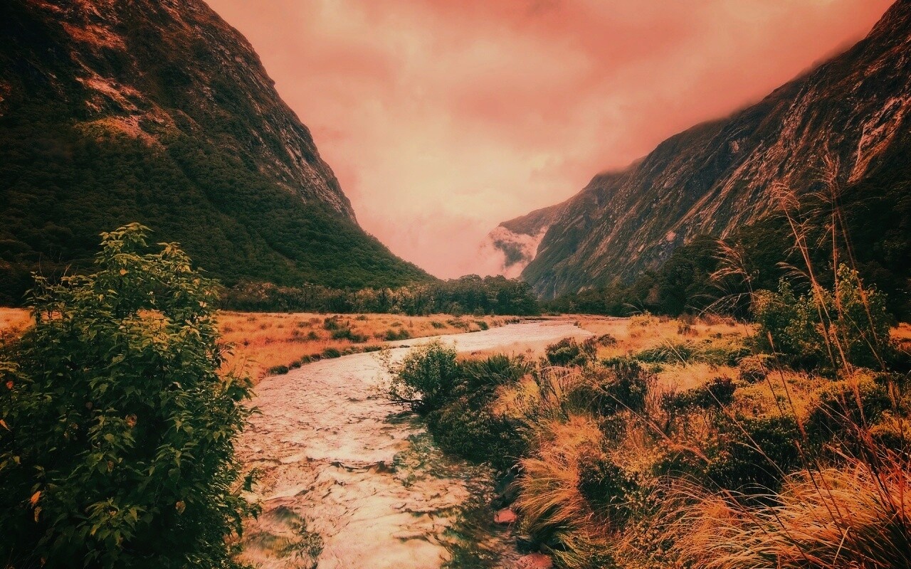 Горная река обои