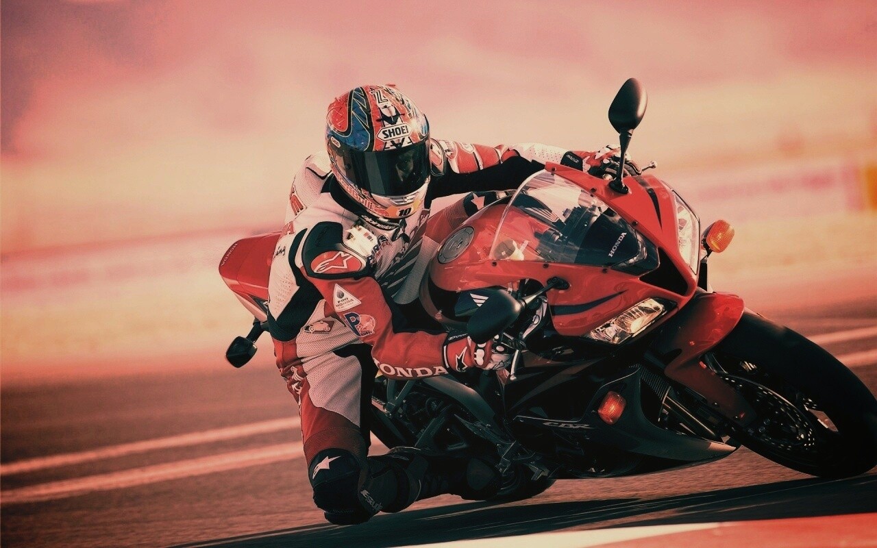 Мотоциклист на Хонде обои