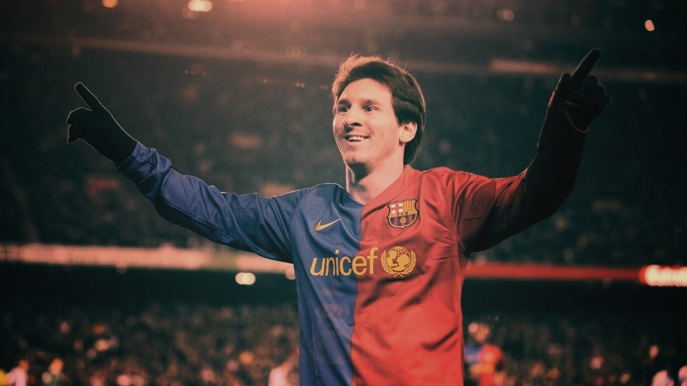 Месси на поле обои