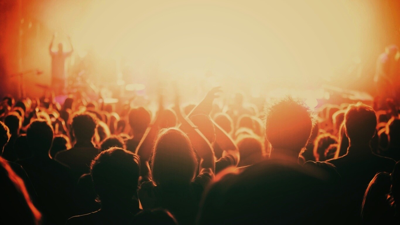 Люди на концерте обои