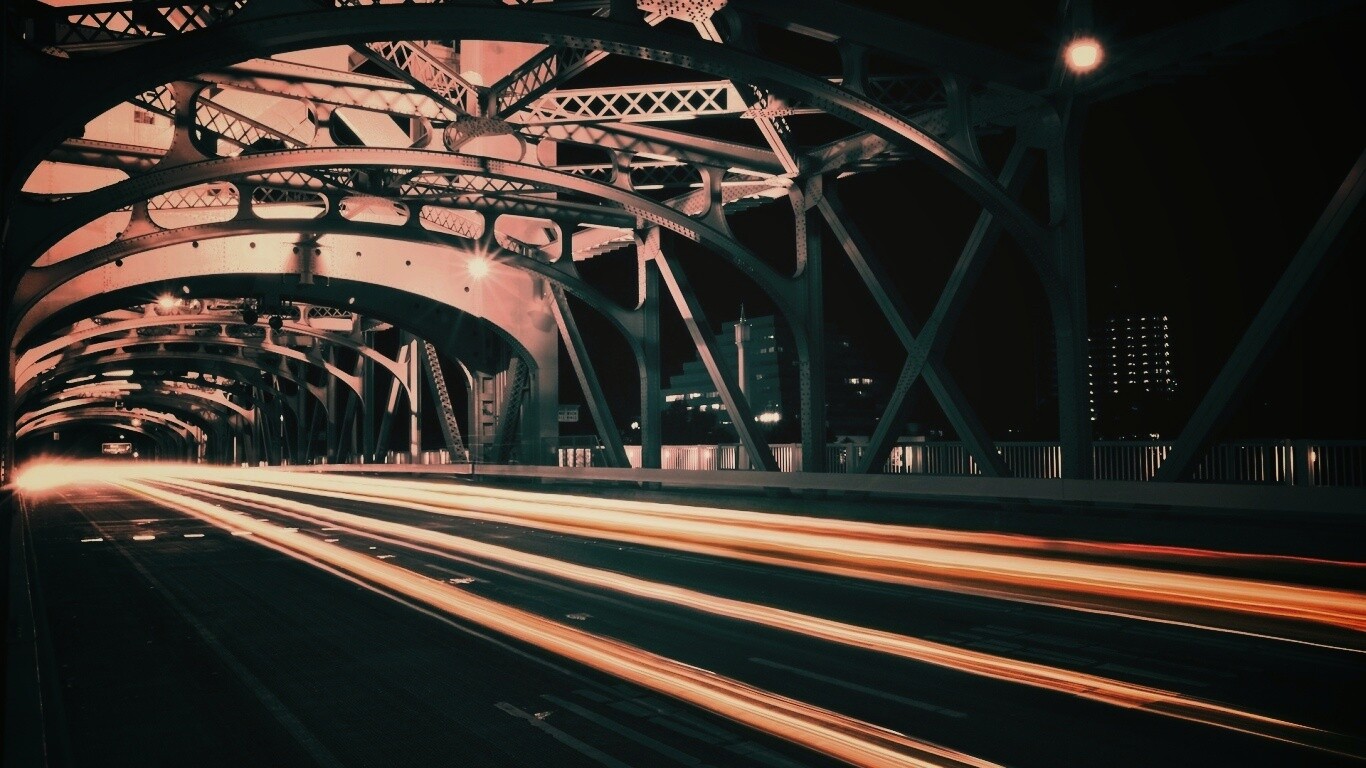 Движение на мосту обои