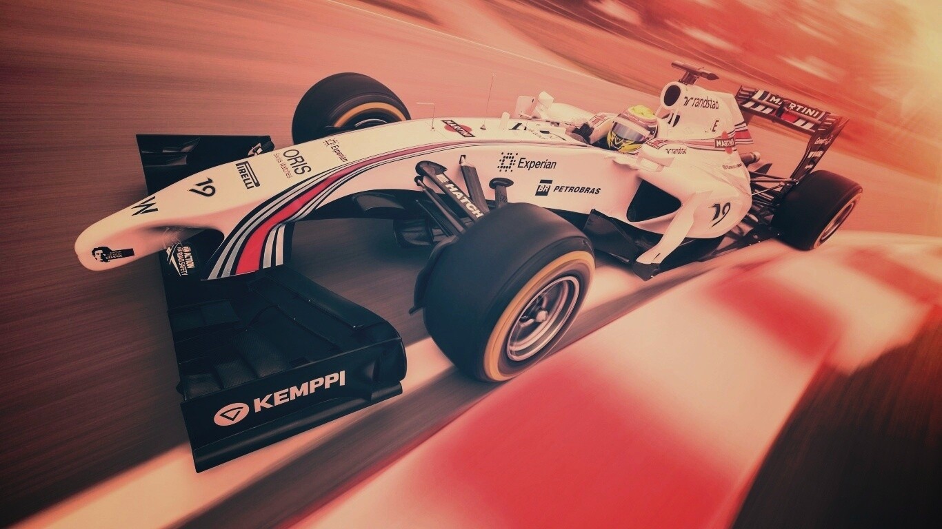 Гоночный болид F1 обои