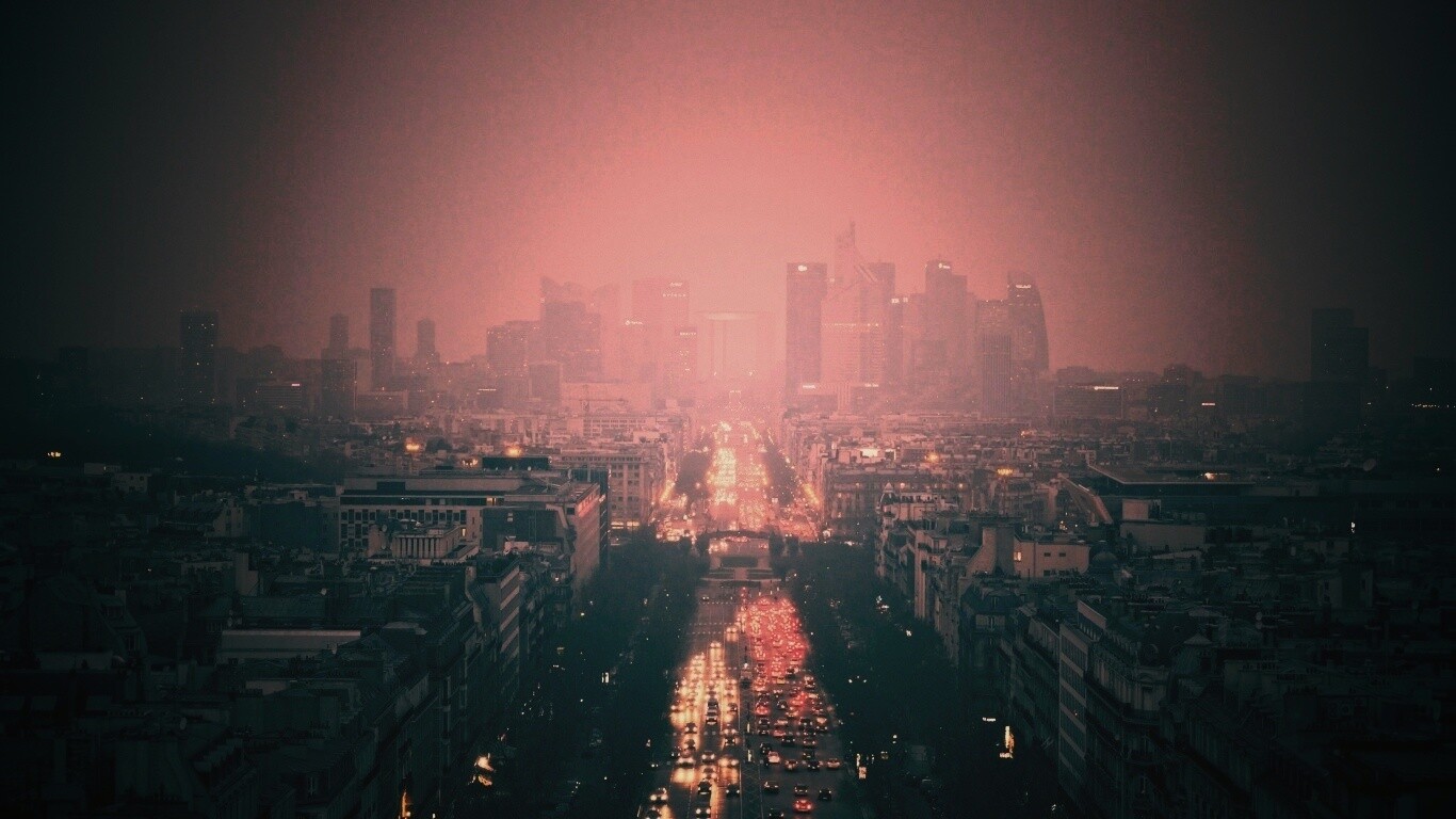 Ночной город в тумане обои