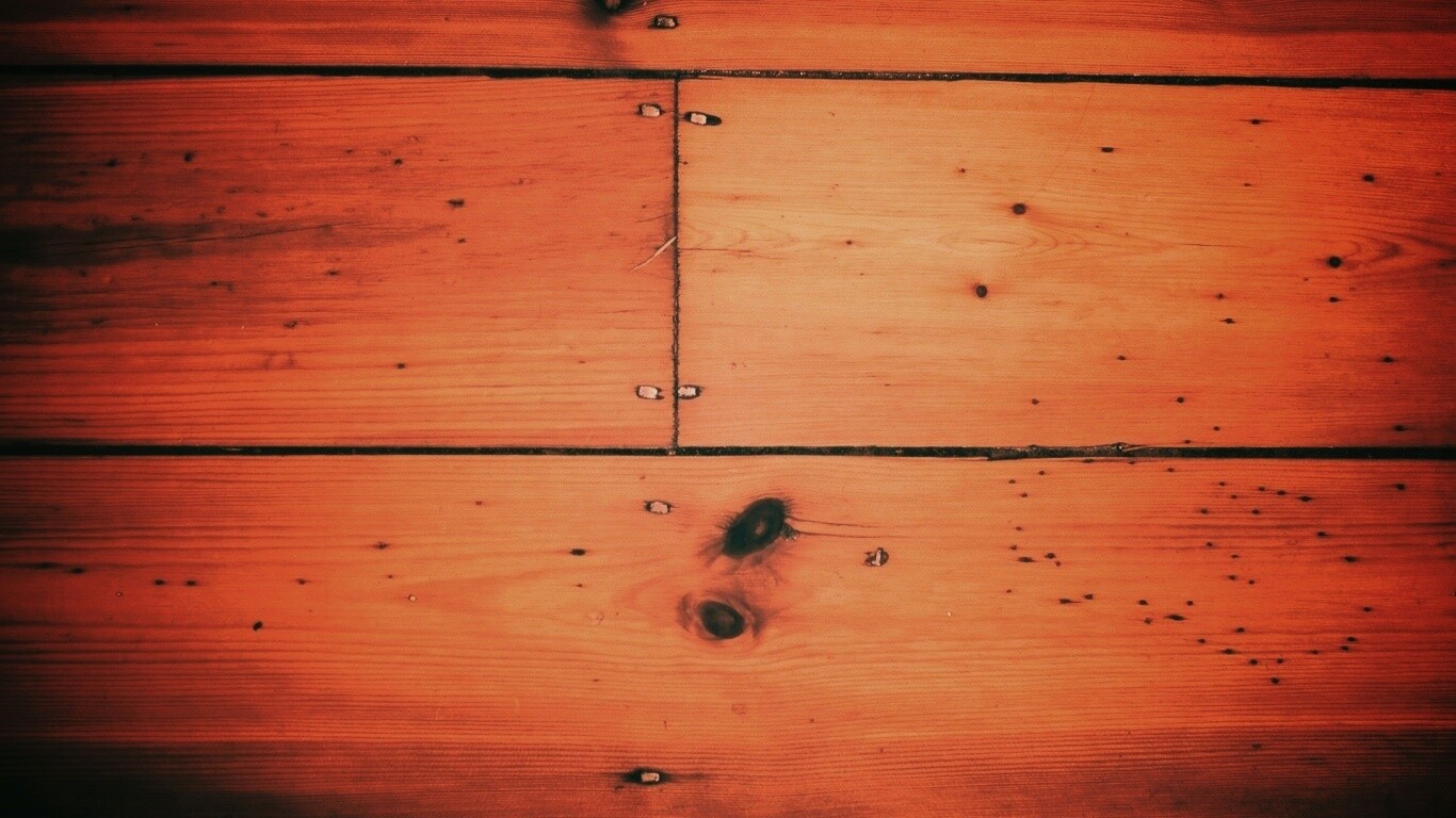 Доски с гвоздями обои