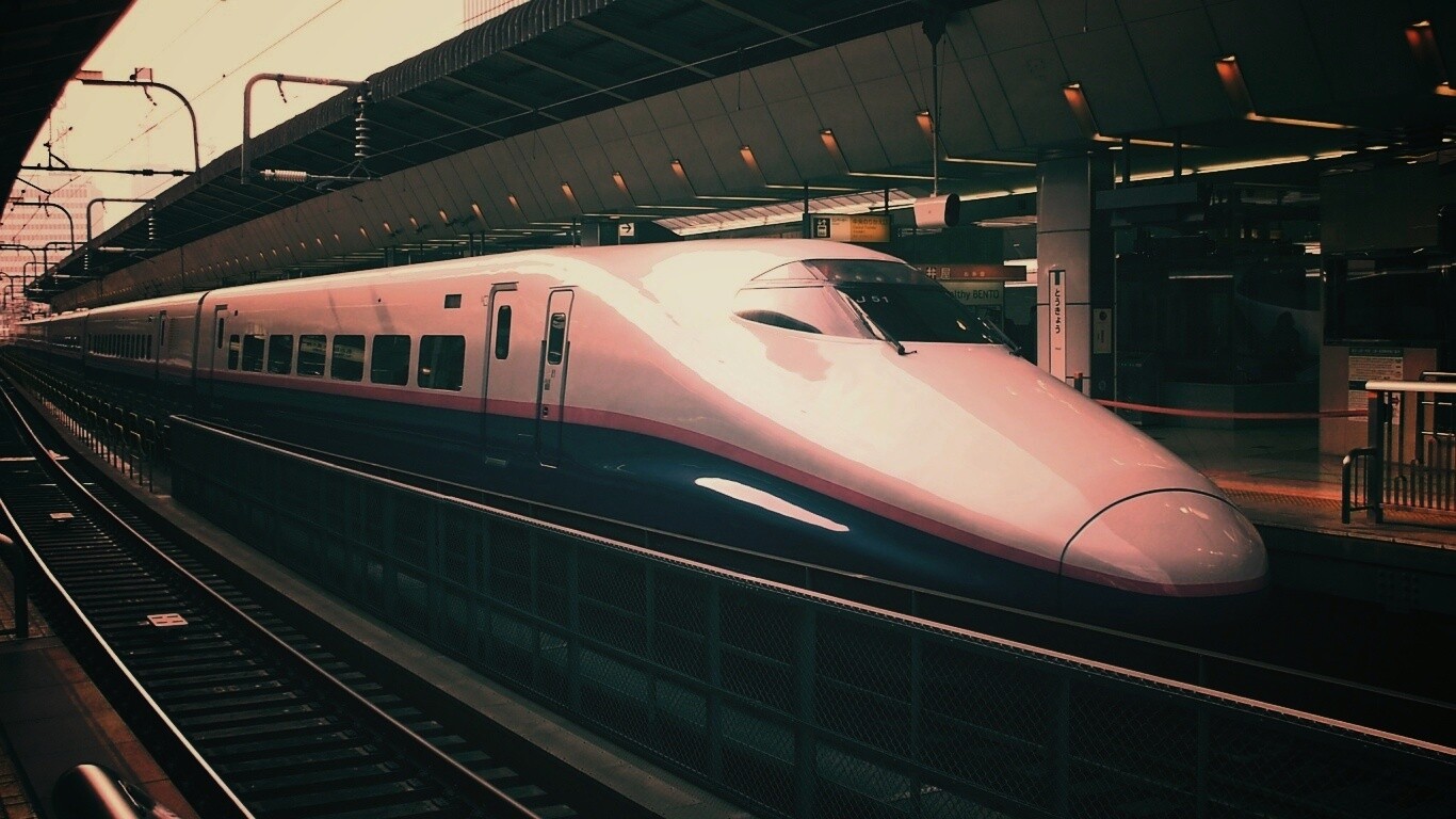 Модель скоростного поезда обои