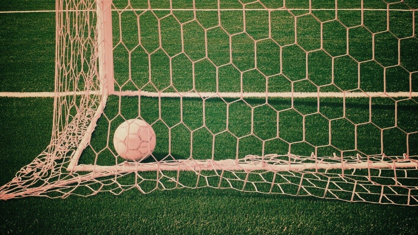 Футбольные ворота обои