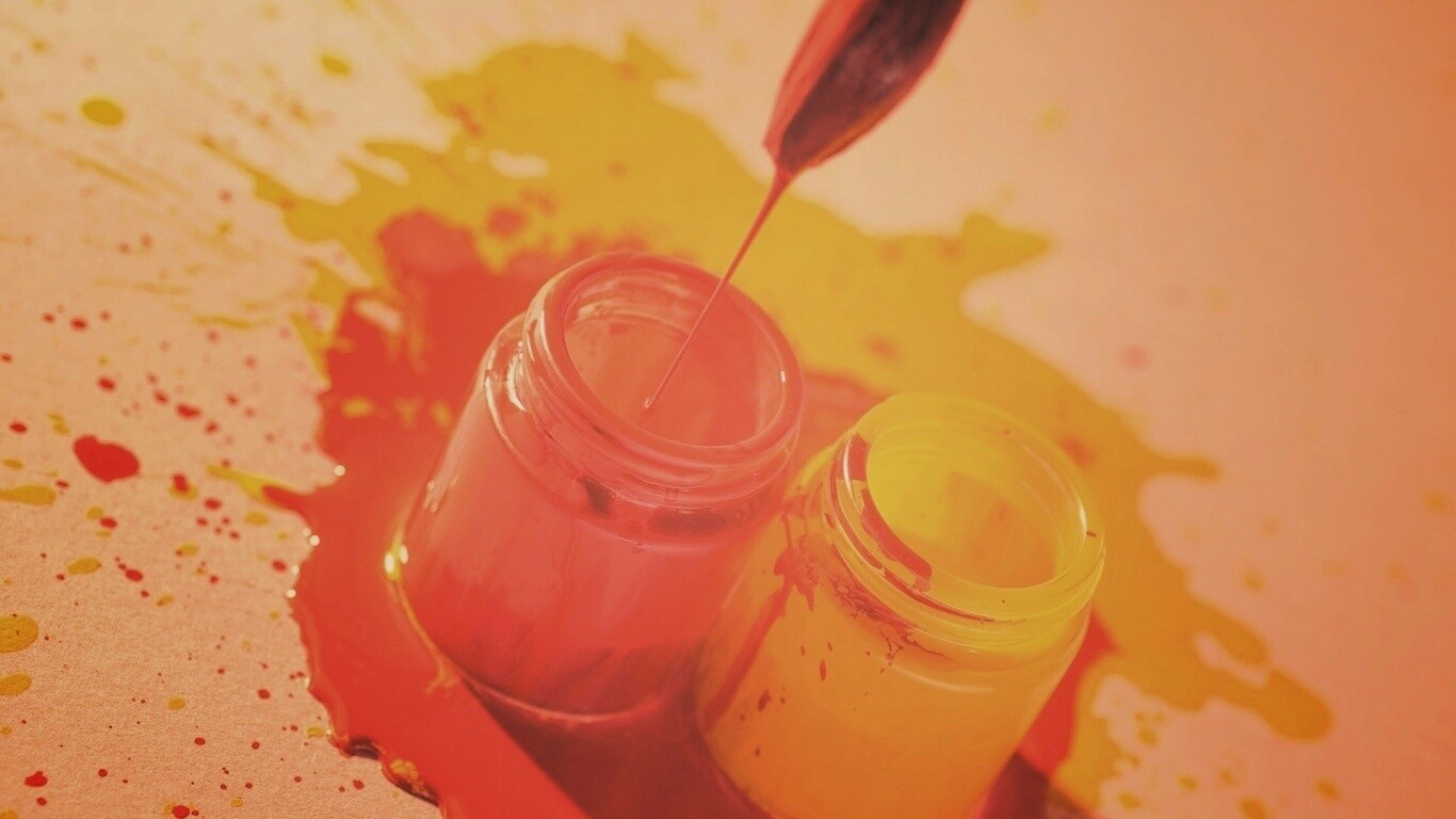 Баночки с краской обои