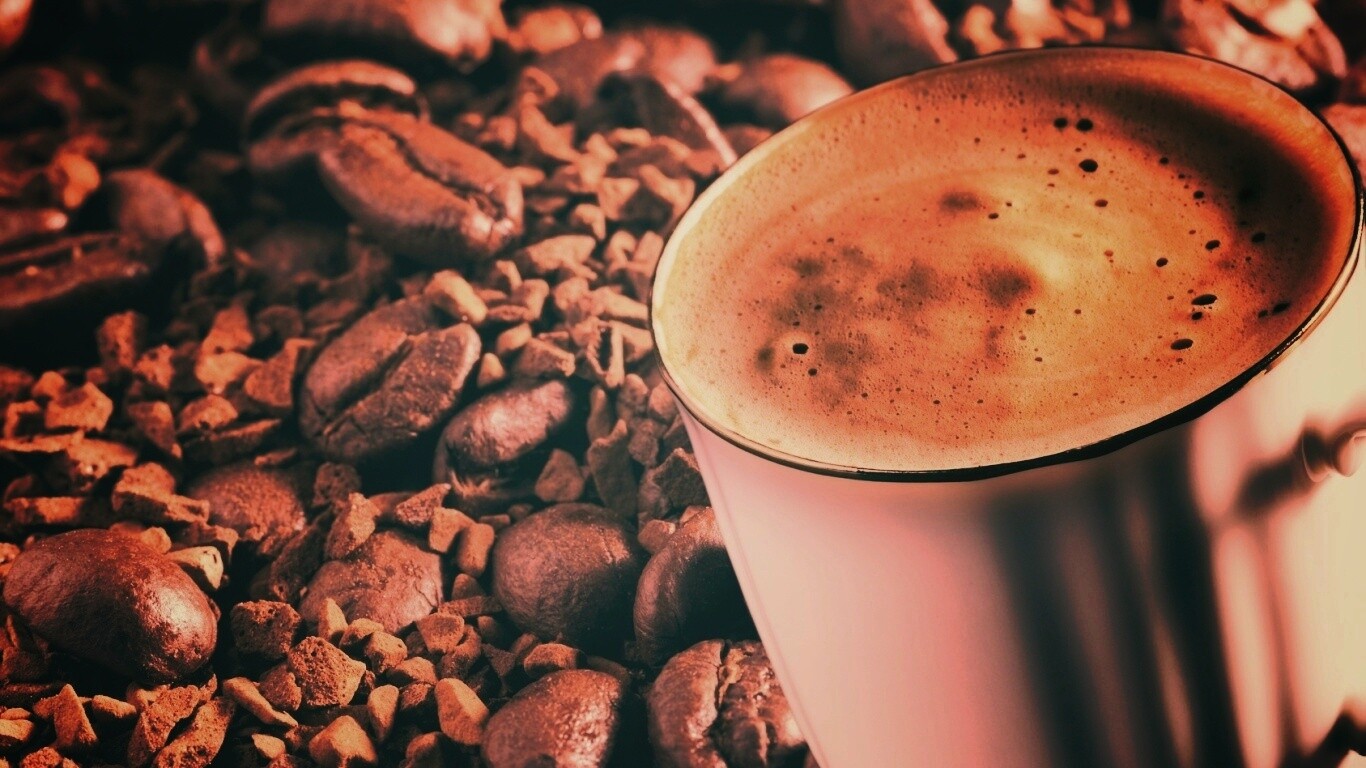 Кружка заварного кофе обои