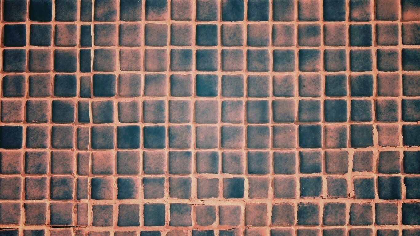 Мелкая голубая плитка обои