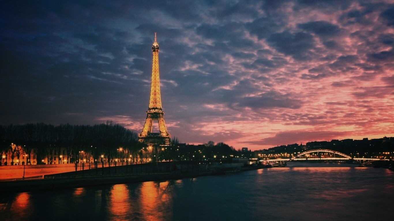 Эйфелева башня в Париже обои