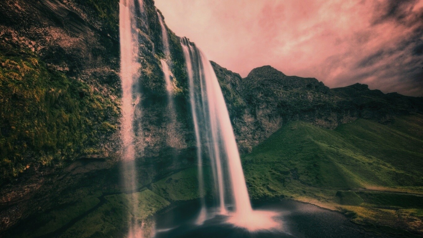 Нарисованный водопад обои