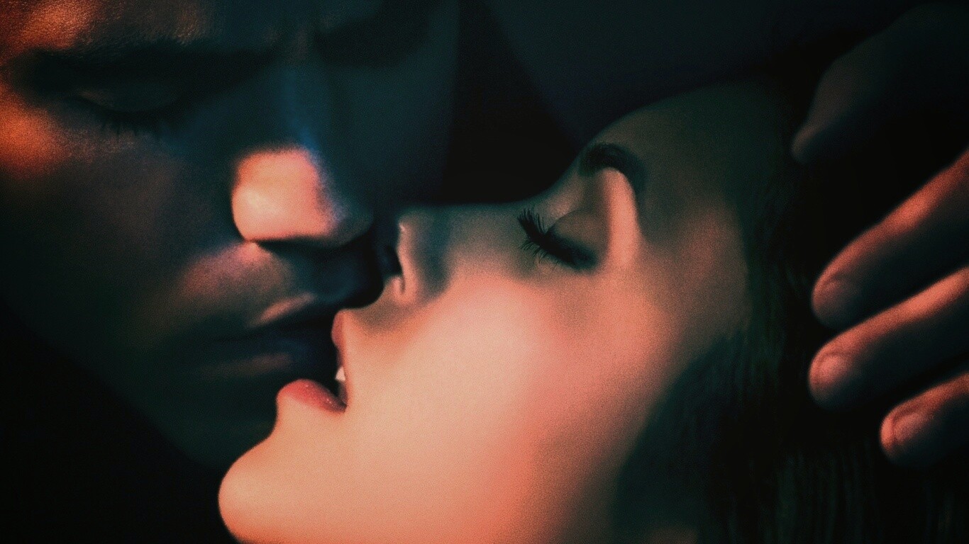 Поцелуй из Дневников Вампира обои