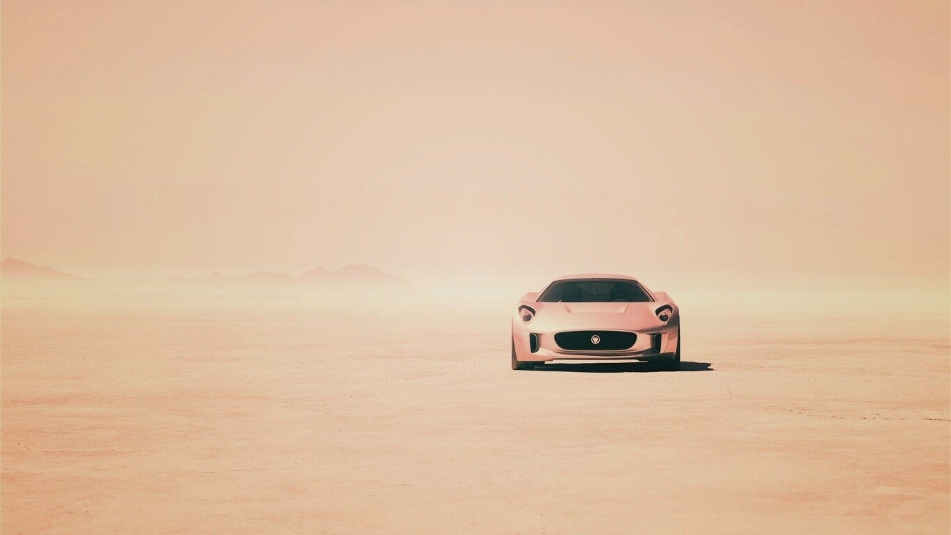 Ягуар подкрадывается обои