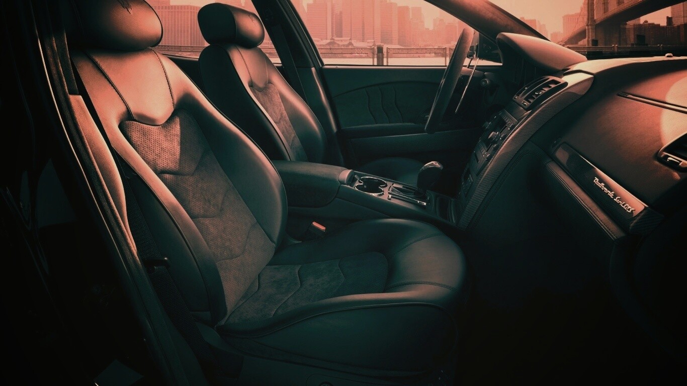 Салон мазерати quattroporte обои