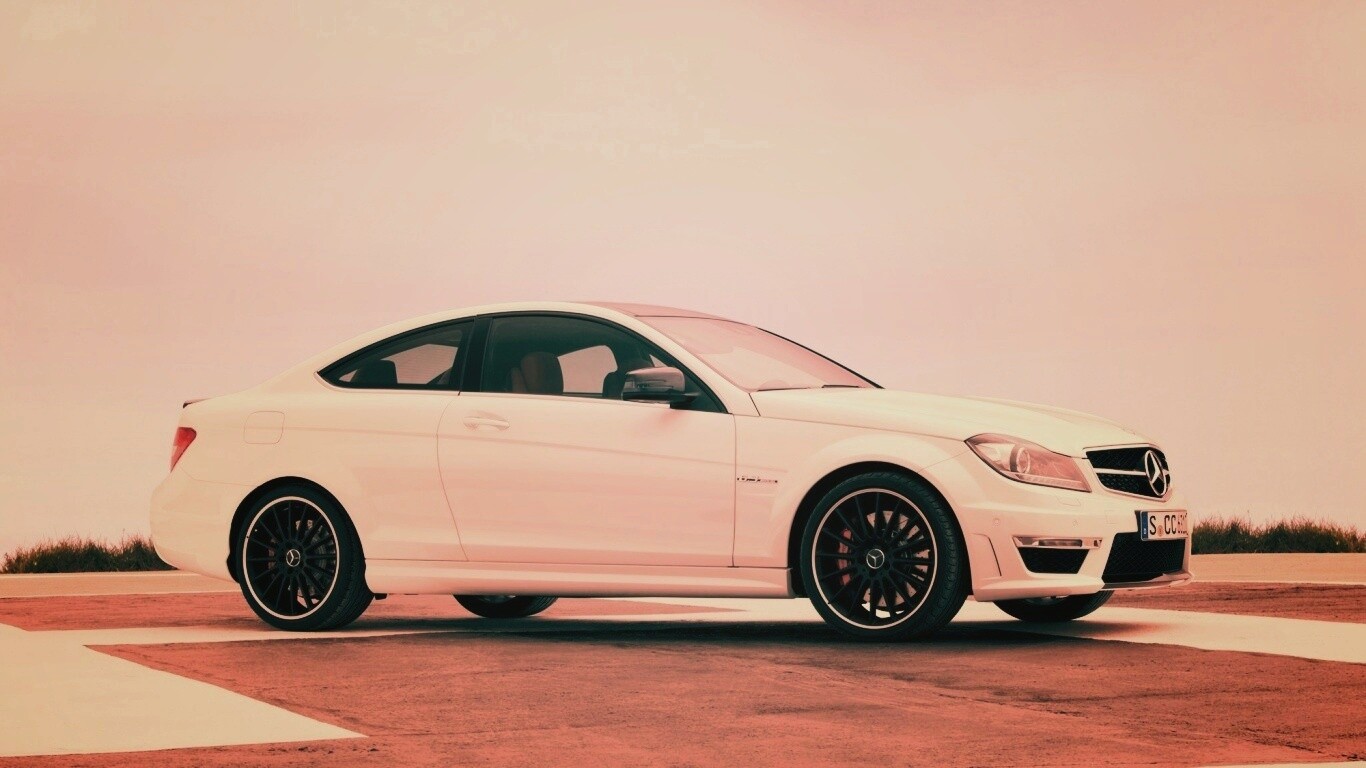 Mecedes C63 обои