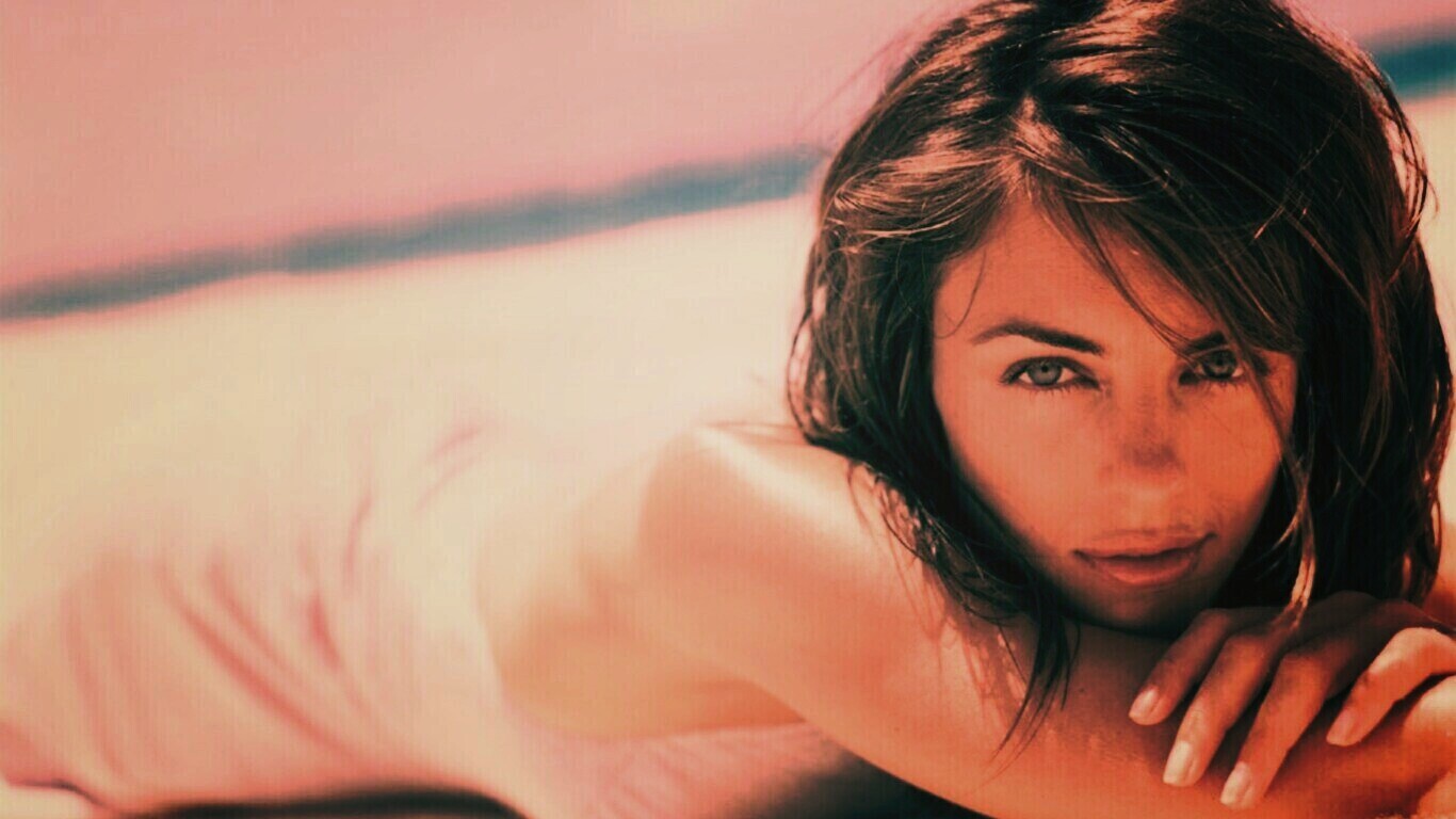 Элизабет Хёрли обои