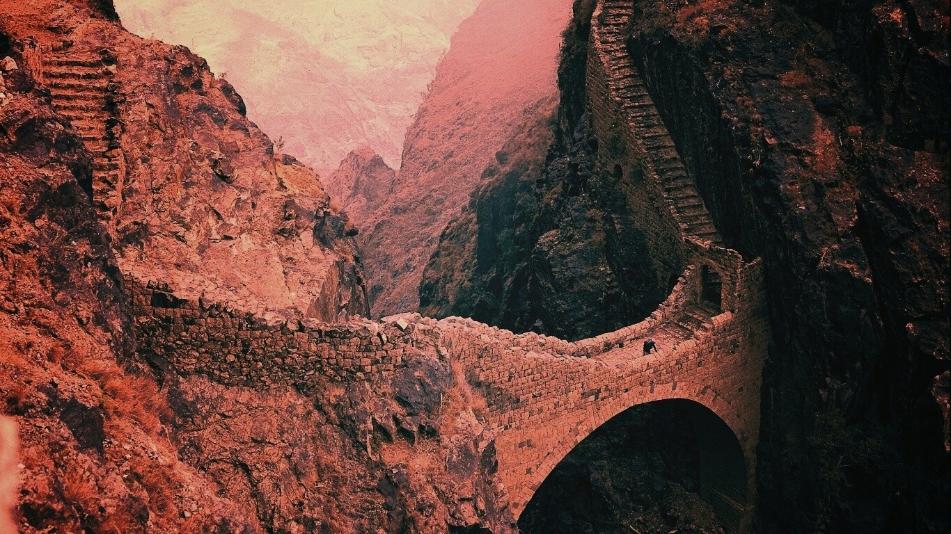 Путь в скалах обои