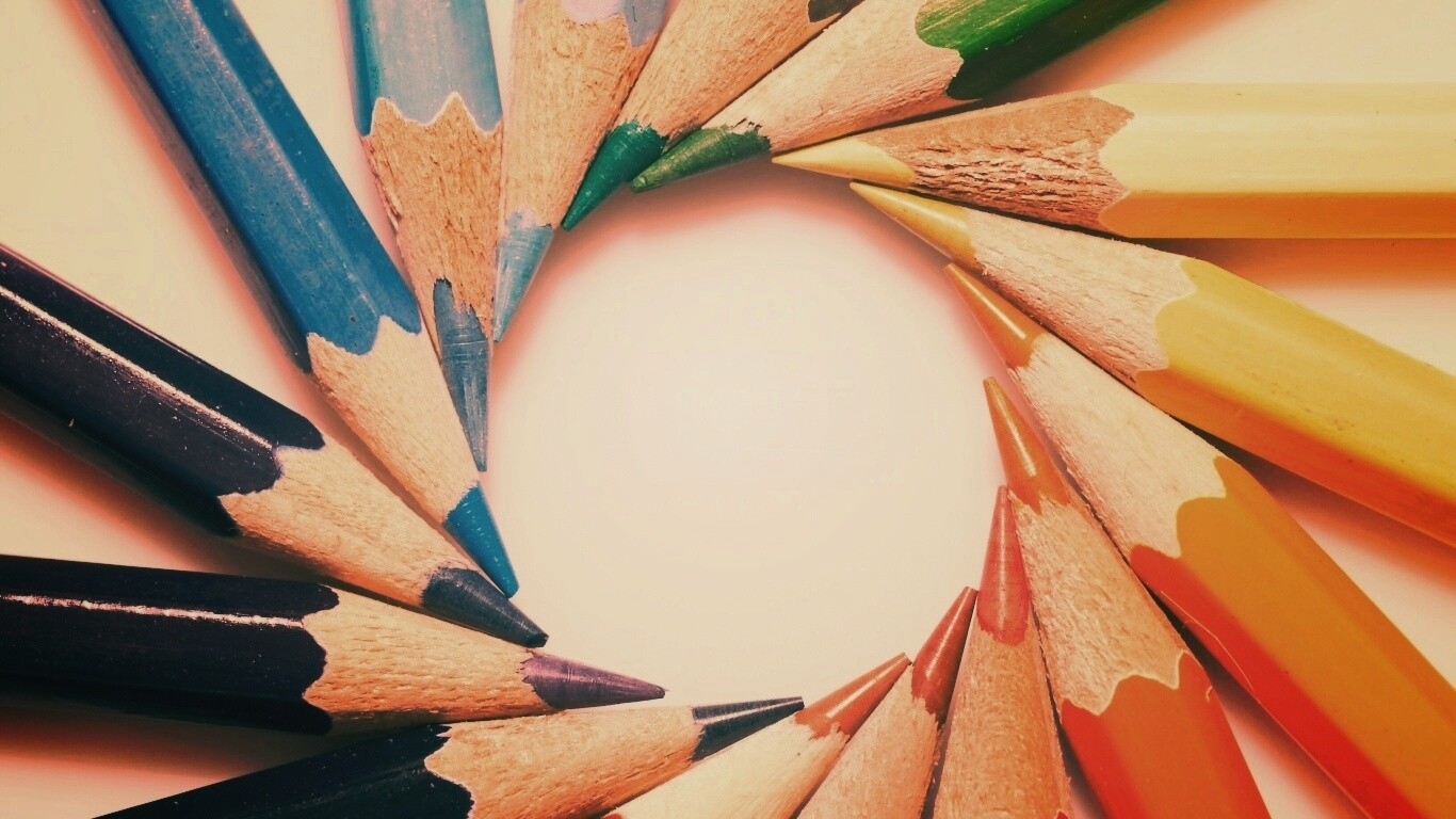 Радуга в карандашах обои