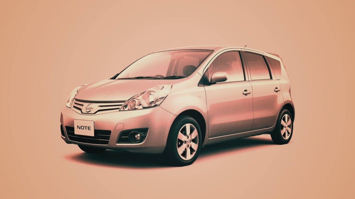 Nissan Note обои