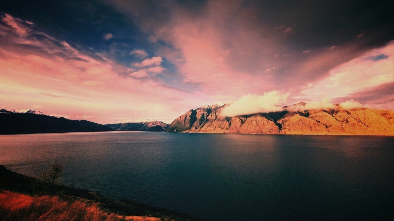 Живописная широкая река обои