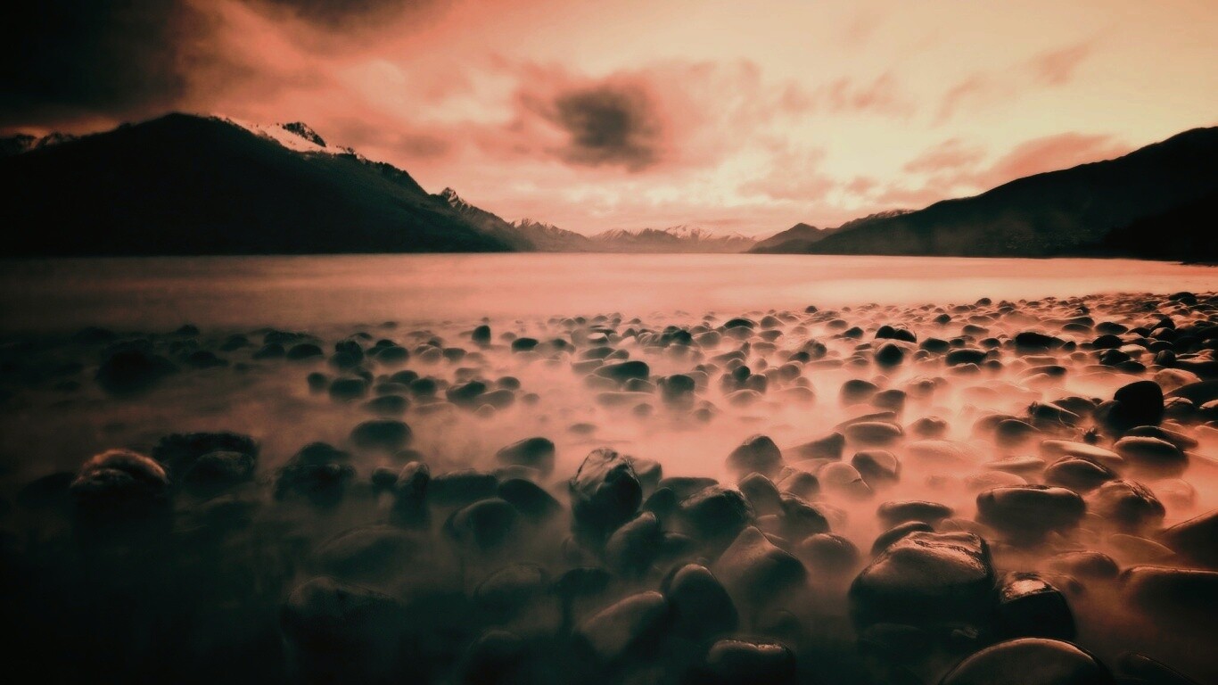 Озеро в тумане обои