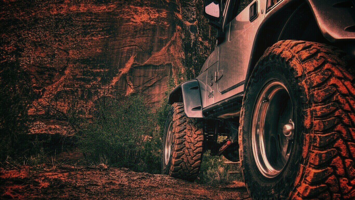 Jeep на бездорожье обои