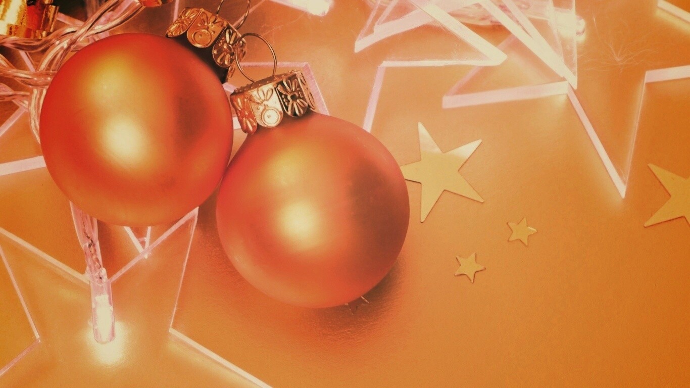 Елочные игрушки обои