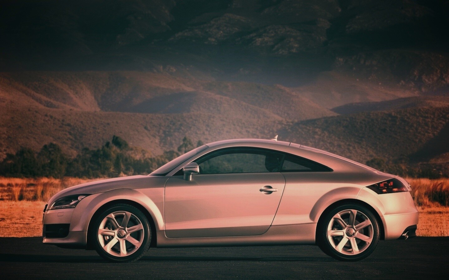 Трехдверный ауди обои