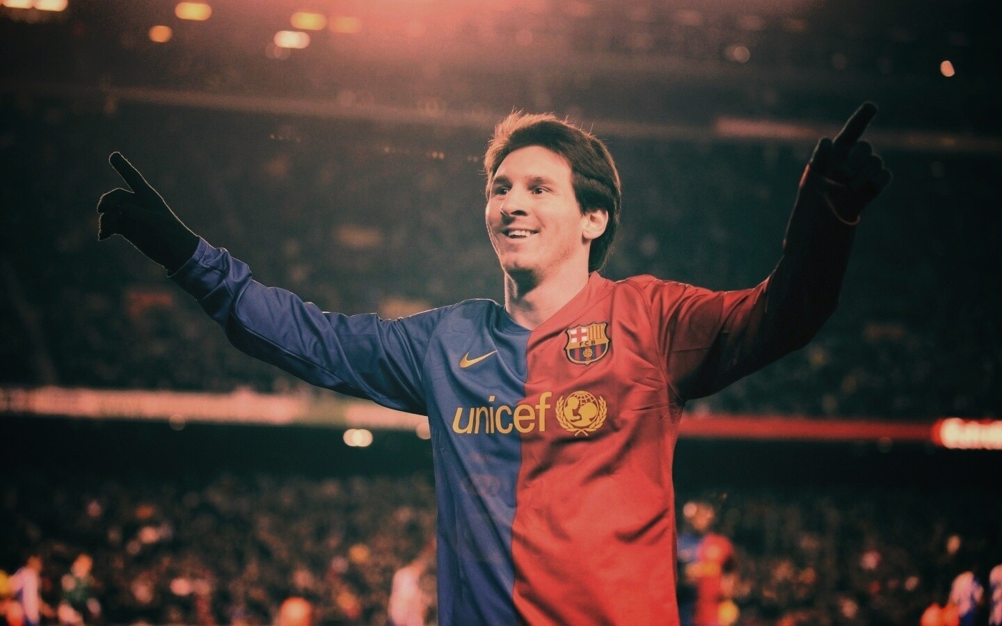 Месси на поле обои