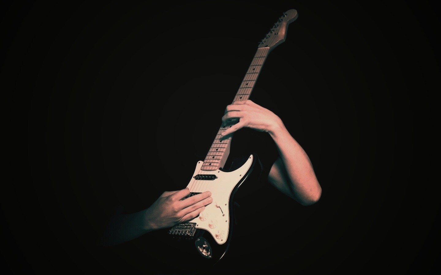 Игра на электрогитаре обои