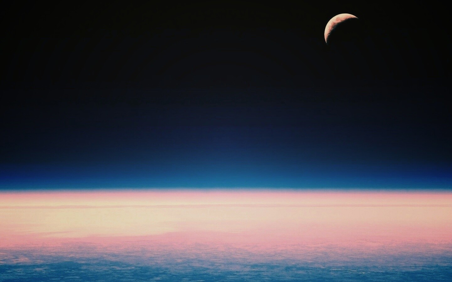 Луна над горизонтом обои