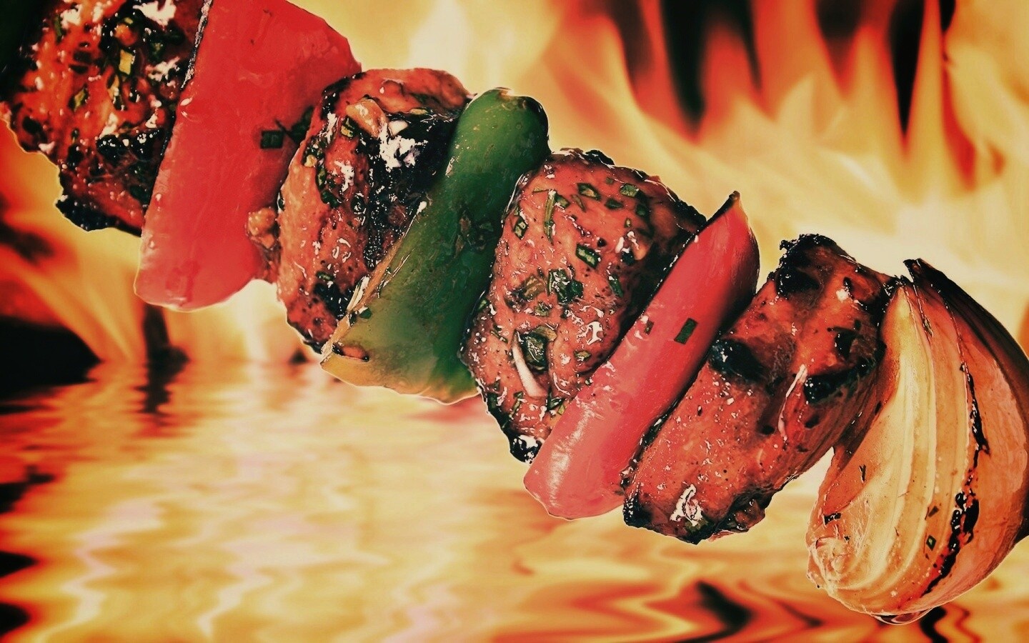 Сочный шашлычок обои